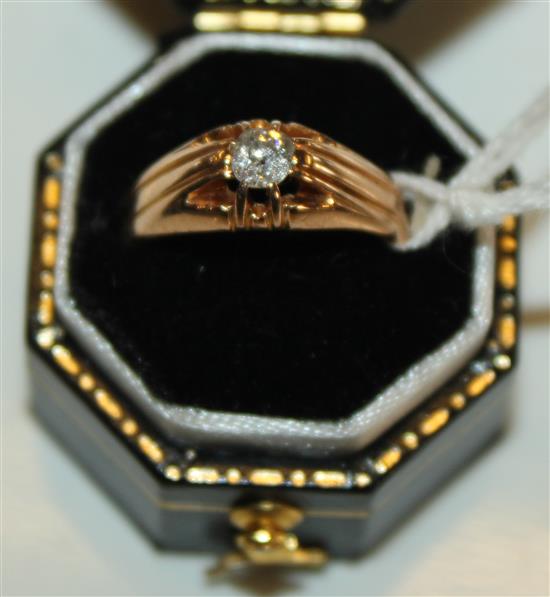 Old cut diamond & gold ring